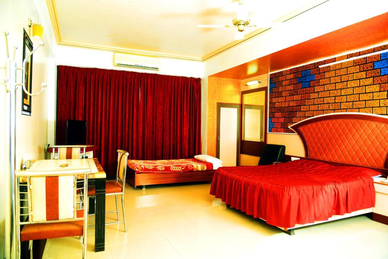 The Grand Krishna Rooms Bangalore Exterior foto