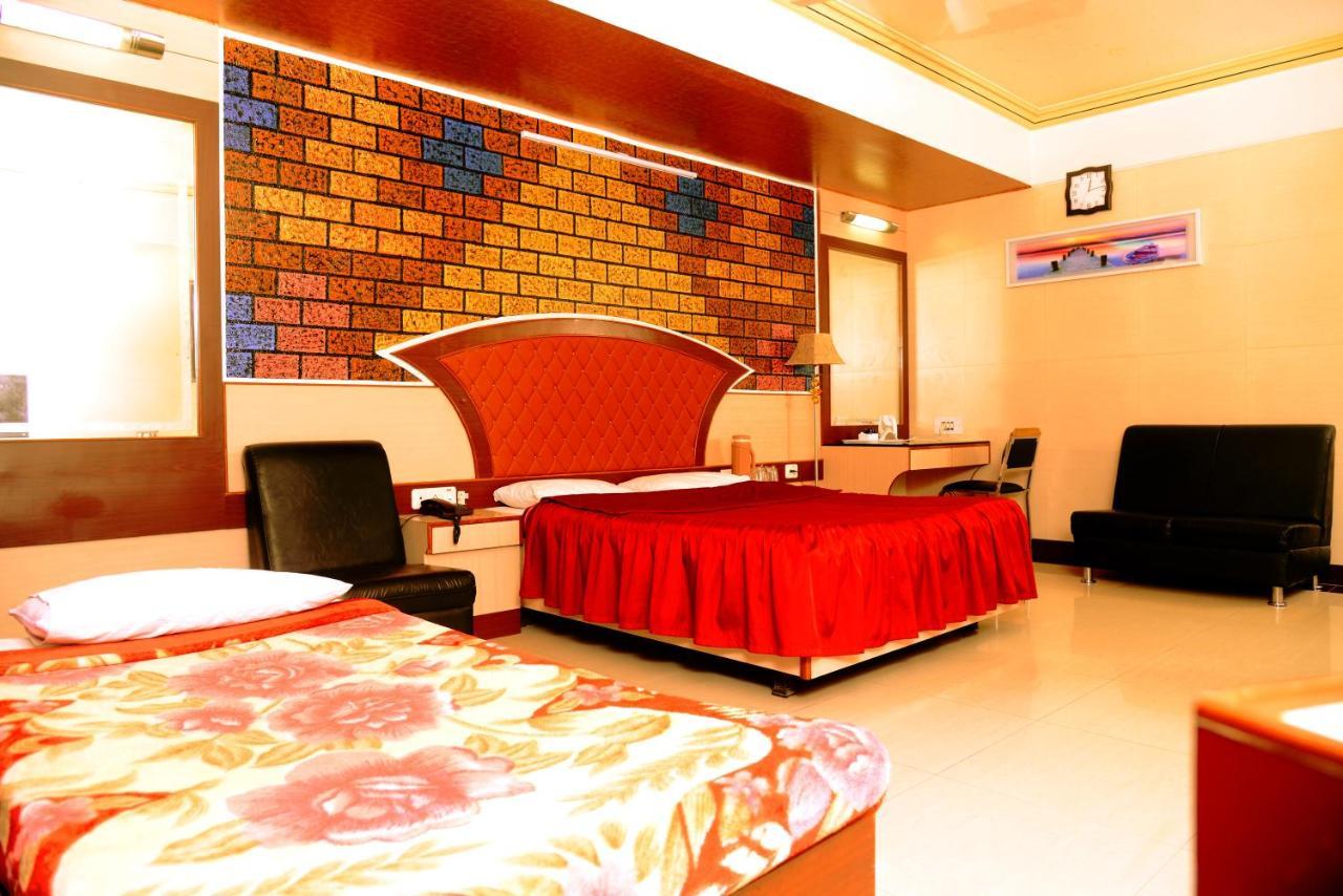 The Grand Krishna Rooms Bangalore Exterior foto