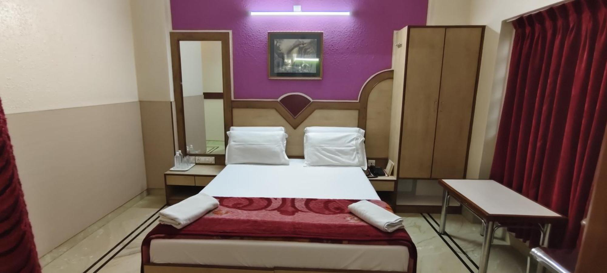 The Grand Krishna Rooms Bangalore Exterior foto