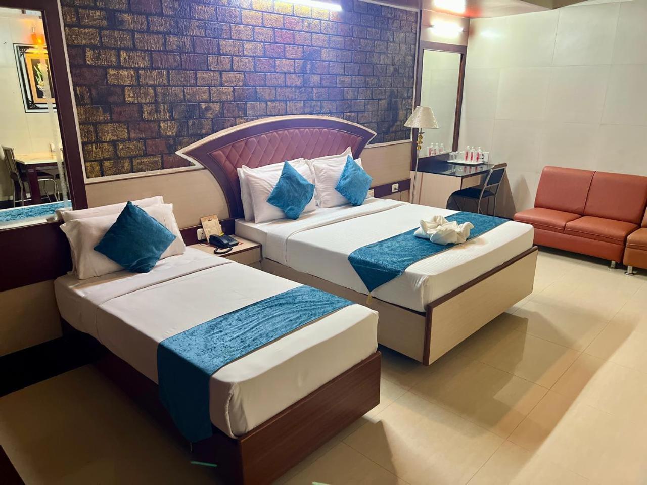 The Grand Krishna Rooms Bangalore Exterior foto